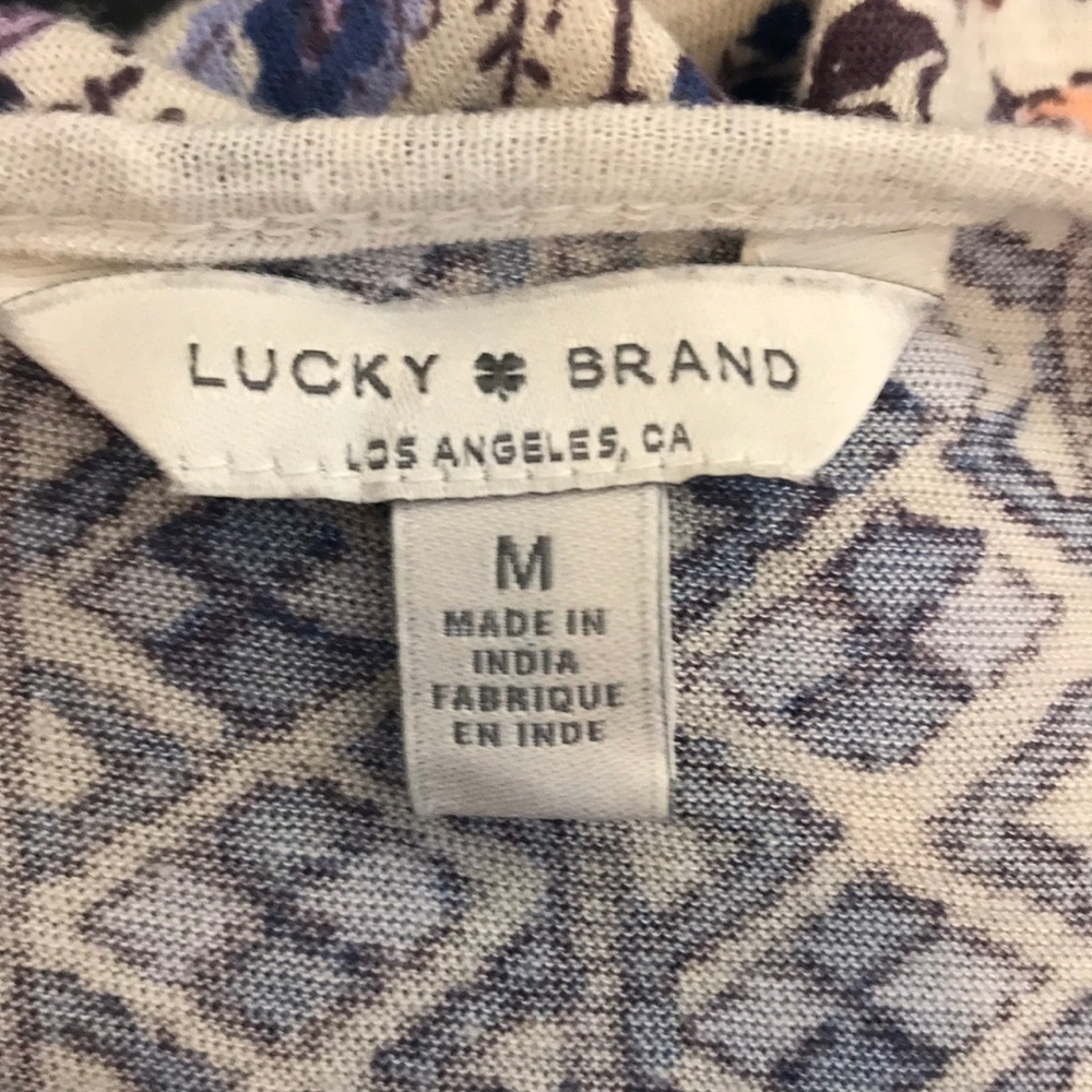 🔴- Lucky Brand Short Sleeve Top - Picture 5 of 6